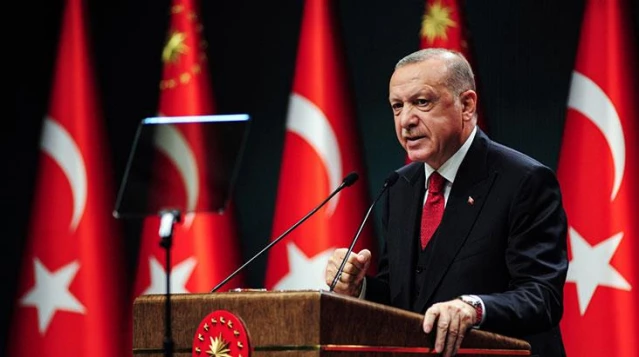 Son Dakika: Cumhurbaşkanı Erdoğan: Aşı olmayan öğretmenlerden haftada iki kez test yaptırmasını isteyeceğiz