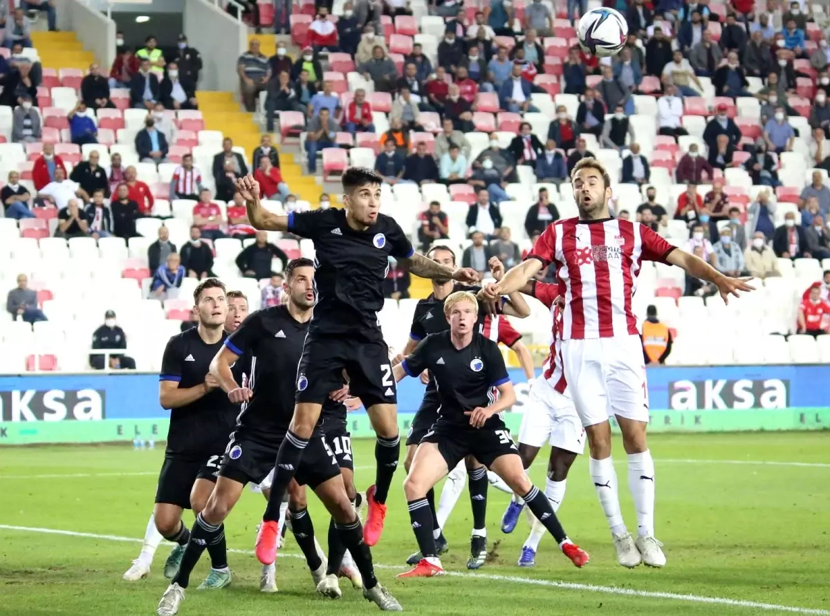 UEFA Avrupa Konferans Ligi: Sivasspor: 1 - Kopenhag: 2 (Maç sonucu)