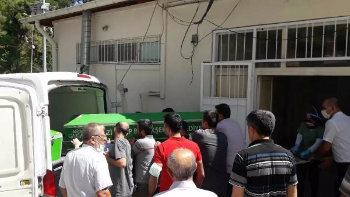 YOL VERME KAVGASINDA VURULAN YUNUS EMRE, 5 GÜNLÜK YAŞAM MÜCADELESİNİ KAYBETTİ