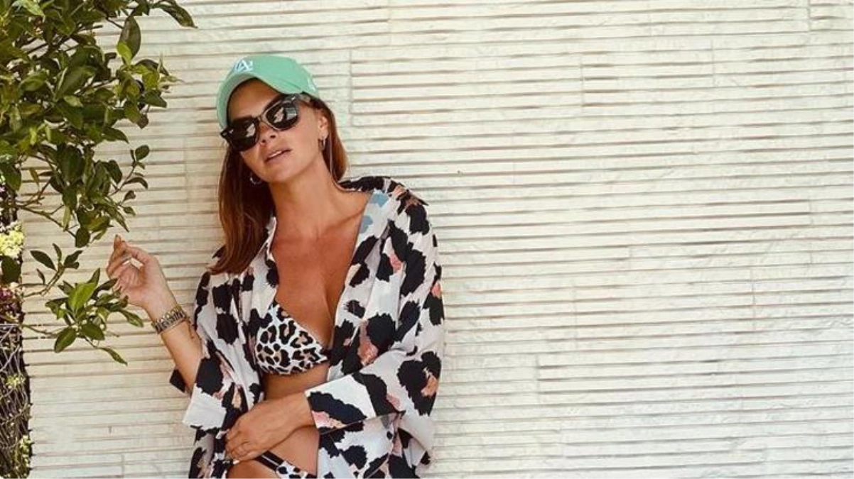 36 yaşındaki Pelin Karahan, leopar desenli bikinili pozlarını sosyal medyada paylaştı