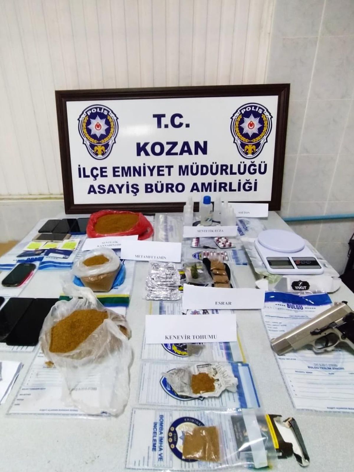 Son dakika haberi! Adana\'da uyuşturucu operasyonunda 9 şüpheli yakalandı