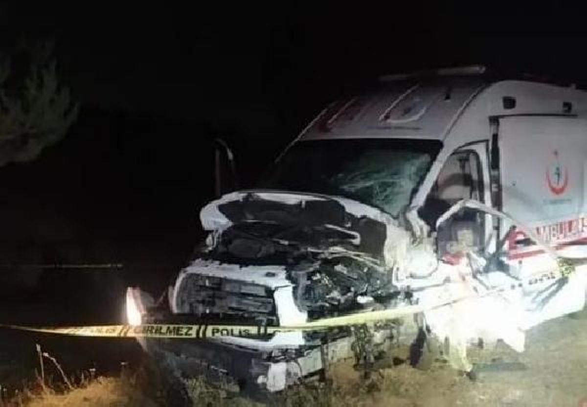 Son dakika haberleri! Ambulansla çarpışan taksinin şoförü öldü