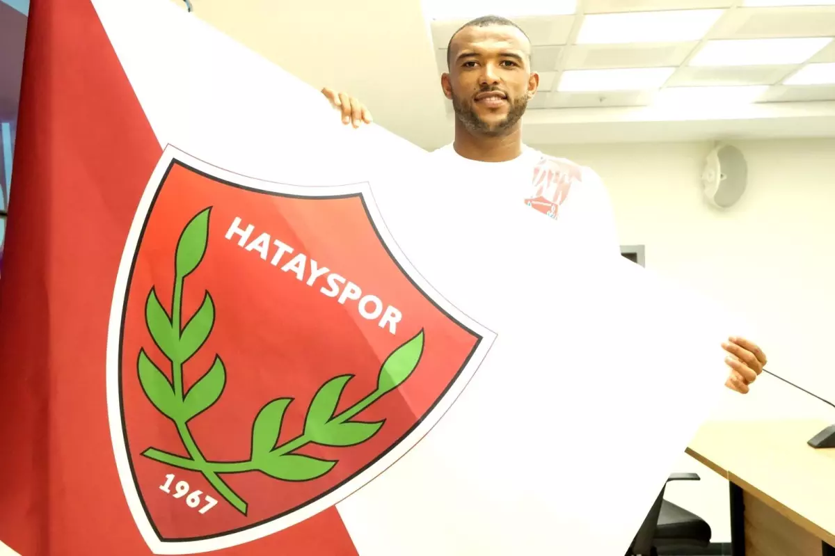 Hatayspor, Faslı futbolcu El Kaabi\'yi renklerine bağladı