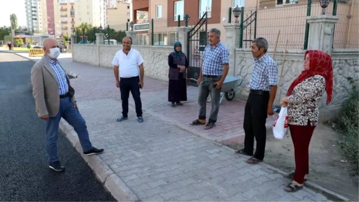 BAŞKAN ÇOLAKBAYRAKDAR, "ASFALTLANMADIK, CADDE VE SOKAK KALMAYACAK"