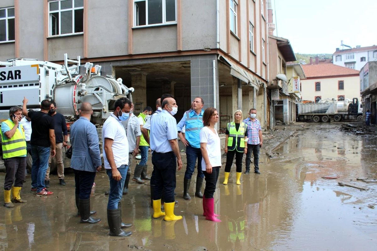 Başkan Köse afet bölgesinde incelemelerde bulundu