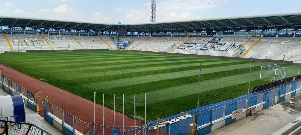 Dezenfekte edilen Kazım Karabekir Stadı Erzurumspor-Bursaspor maçına hazır