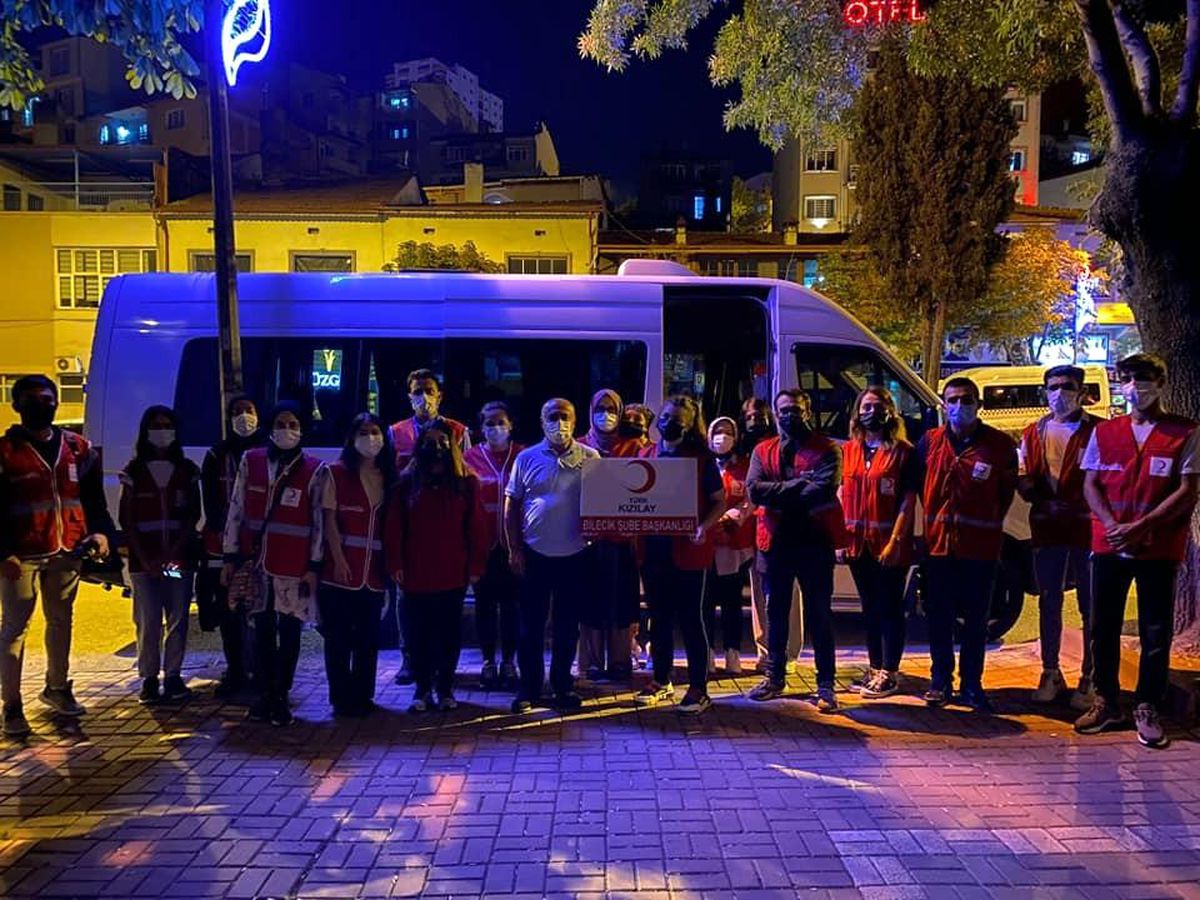 Genç Kızılay, Bozkurt\'a nöbeti devralmak üzere yola çıktı