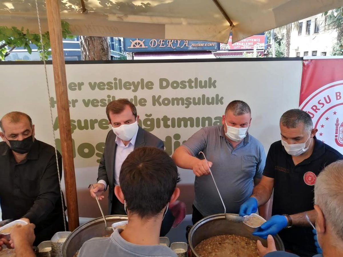 Gürsu\'da aşure bereketi