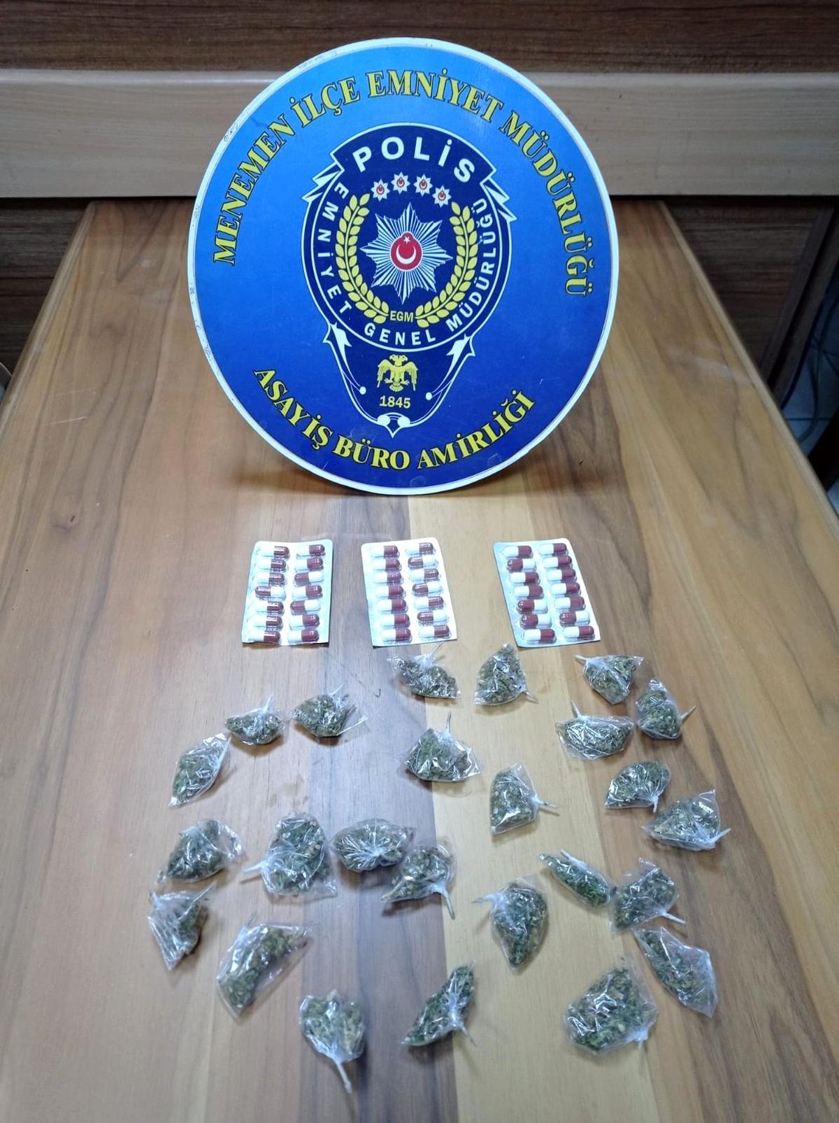 Kadın kuaföründe uyuşturucu servisi