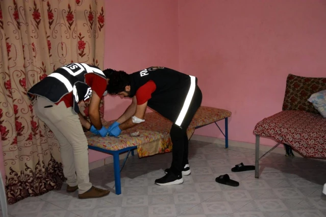 Kozan'da şafak vakti uyuşturucu operasyonunda 9 gözaltı