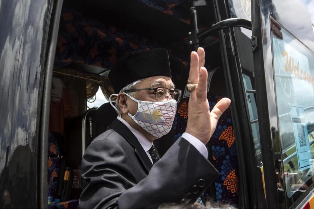Malezya Kralı, İsmail Sabri Yaakob\'u yeni başbakan olarak atadı