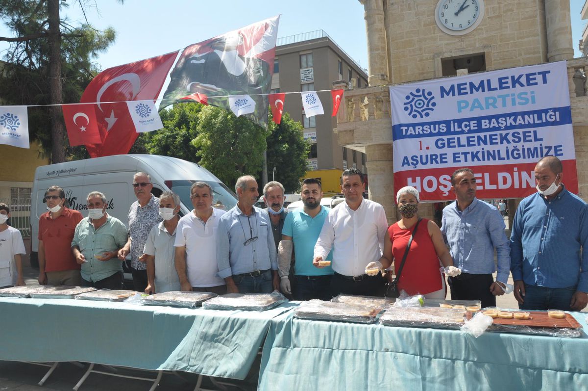 Memleket Partisi Tarsus\'ta aşure dağıttı
