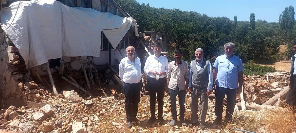 Milletvekili Tutdere, depremzede aileyi ziyaret etti