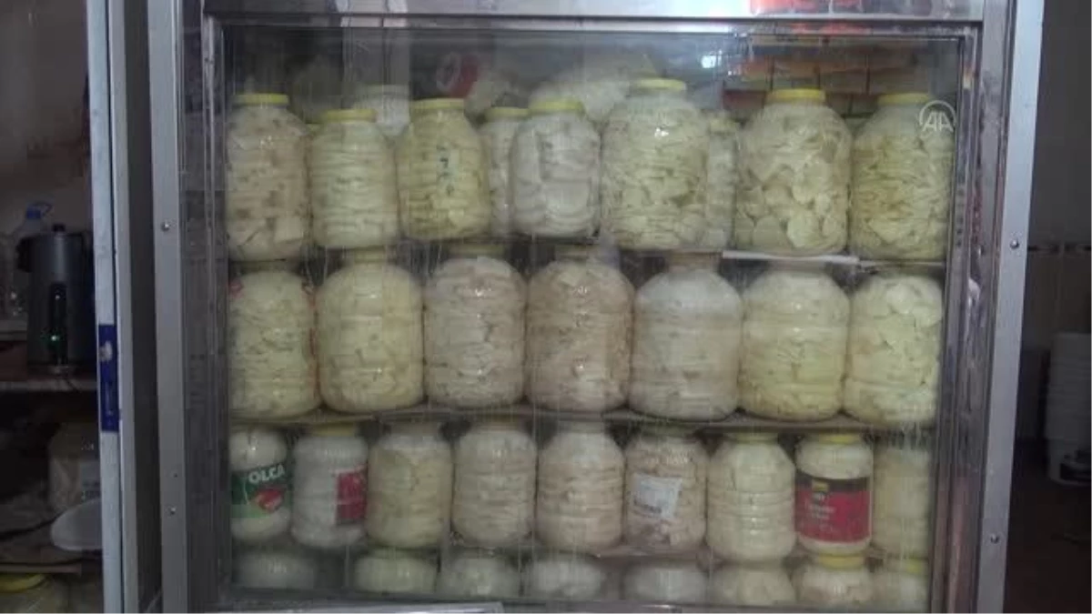 ŞANLIURFA - Tescillenen "Urfa peyniri" damaklara hitap ediyor