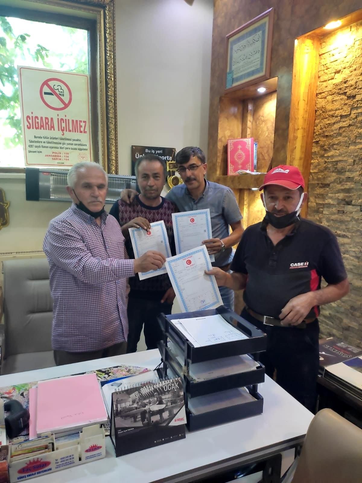 Tomarza Yeni Sanayi esnafı tapularını teslim almaya başladı