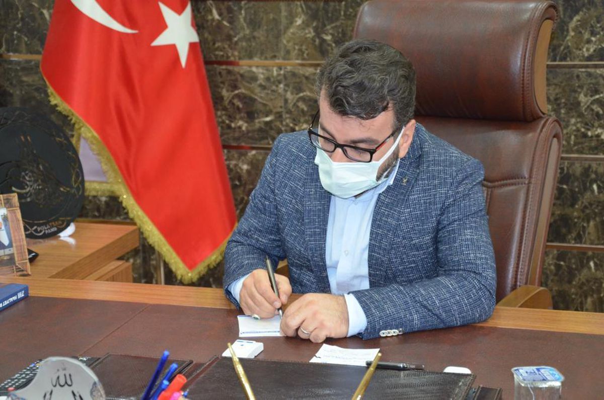 AK Parti Batman İl Başkanı Gür, vatandaşlarla bir araya geldi