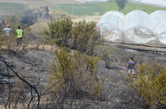 Antalya'da makilik alanda çıkan yangında 10 dekar alan zarar gördü