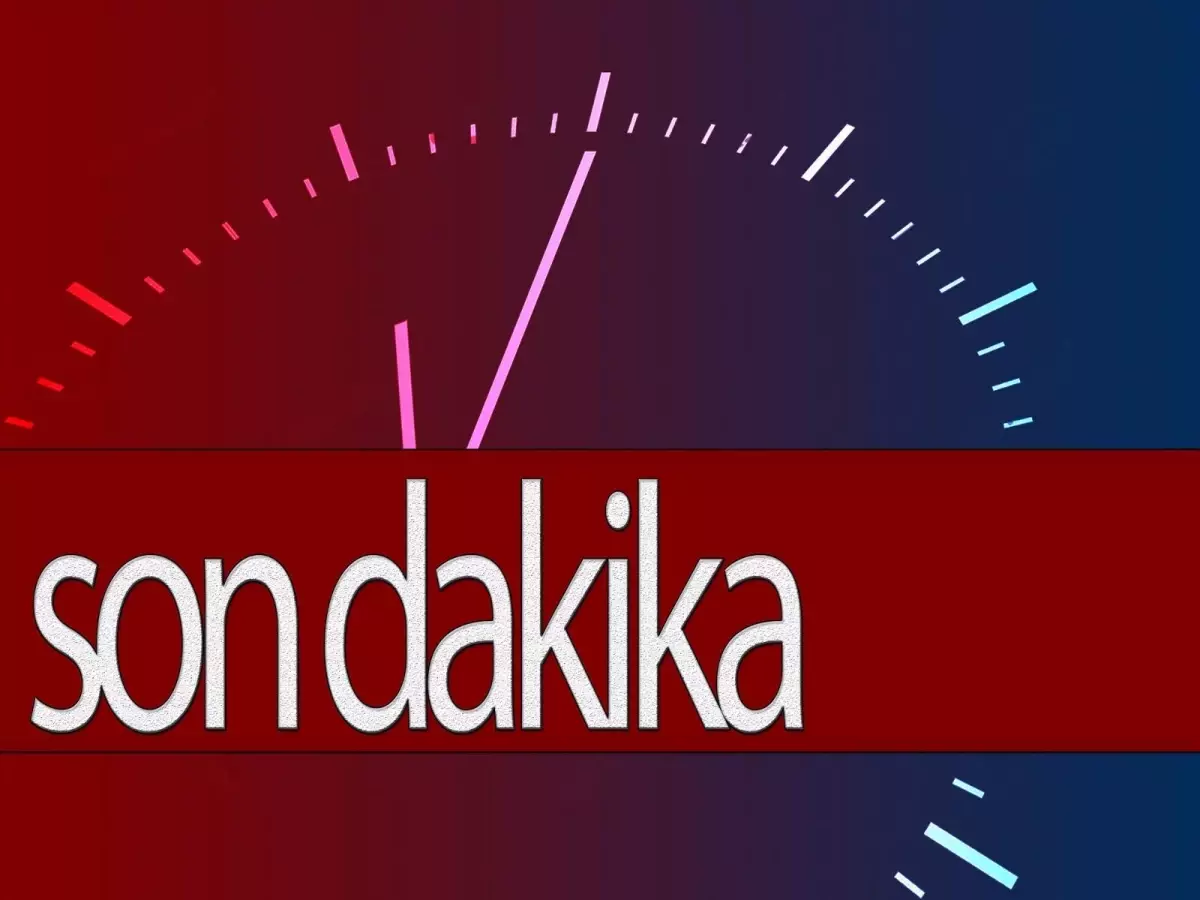 Son dakika... Bakan Pakdemirli\'den İstanbul Heybeliada\'daki yangına ilişkin paylaşım Açıklaması