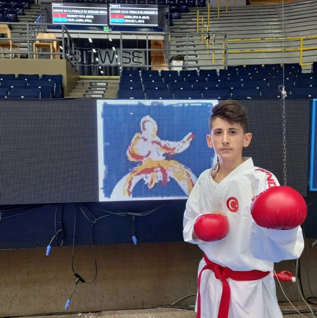 Çayırovalı genç karateci Avrupa 7.'si oldu