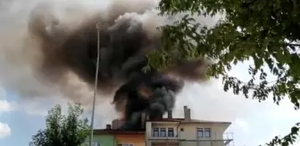 Çorum'da korkutan çatı yangını