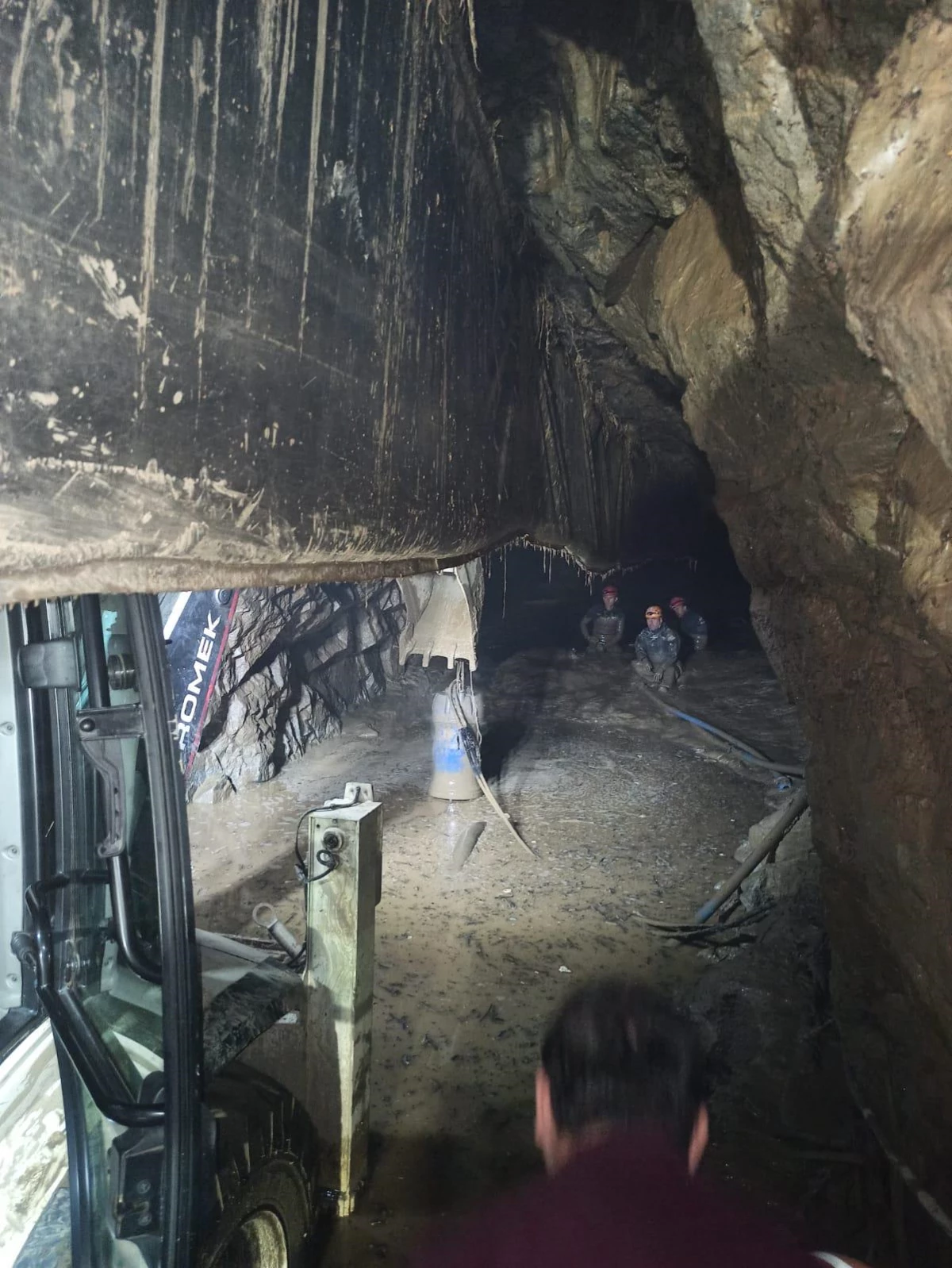 Erzurum\'da tünelde sele kapılan işçiyi arama çalışmaları 16. gününde devam ediyor