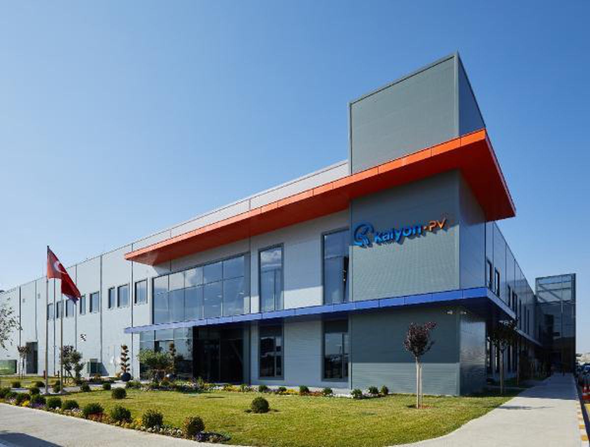 Kalyon Güneş Teknolojileri Fabrikası 1 yılda 1 milyon panel üretti