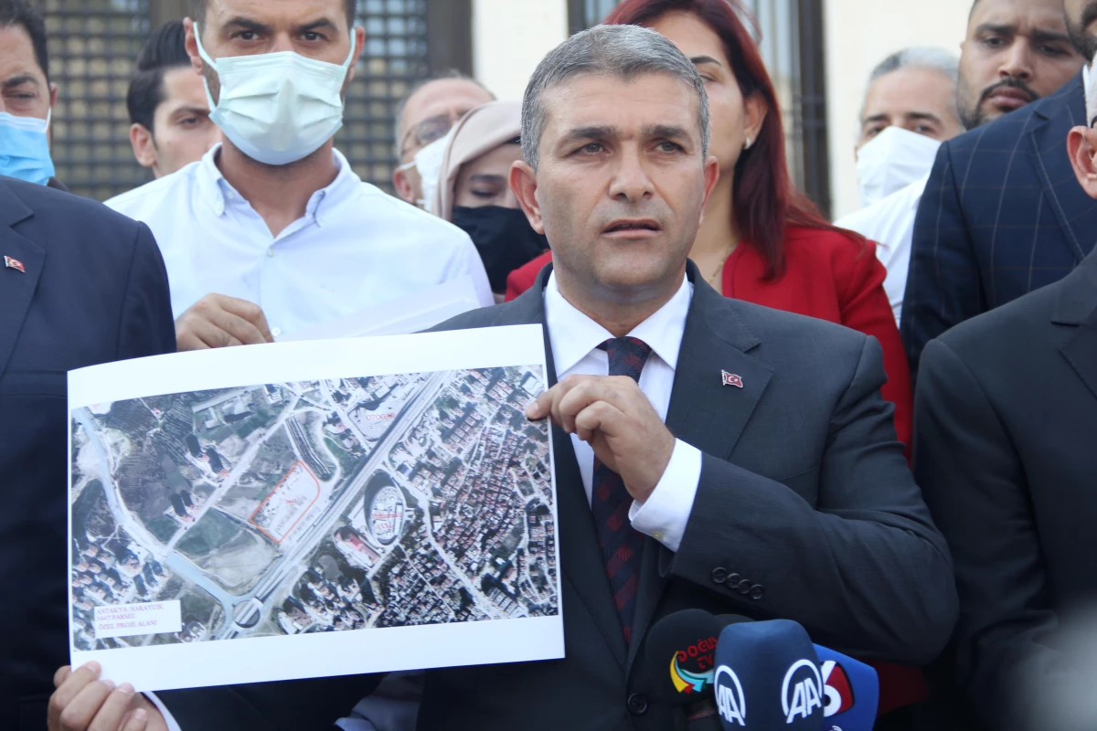 AK Parti Hatay İl Başkanı Yeşildal\'dan, Büyükşehir Belediyesine "ihale" tepkisi