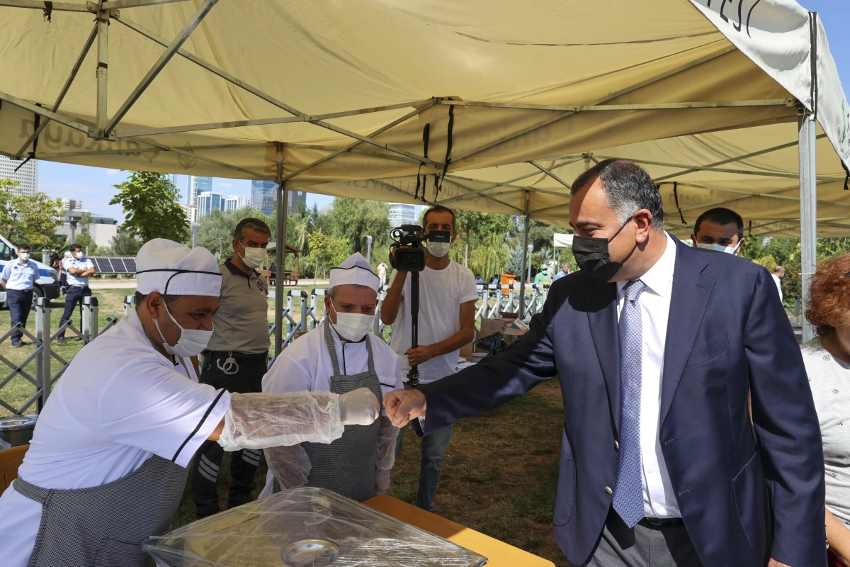 Başkentte muharrem ayı dolayısıyla aşure ikram edildi