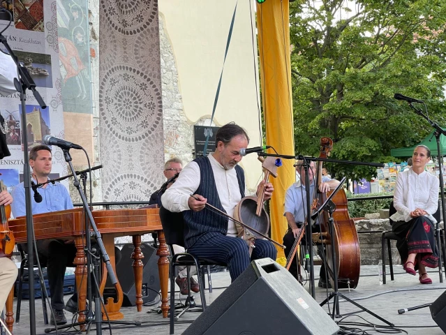 Budapeşte'de Türk Cumhuriyetleri'nin bağımsızlığının 30. yılı dolayısıyla "Türk Dünyasından Esintiler" konseri