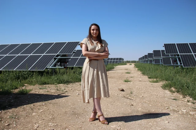 Genç kadın girişimci devlet desteğiyle kurduğu santralde 4 yerleşim yerinin elektriğini üretiyor