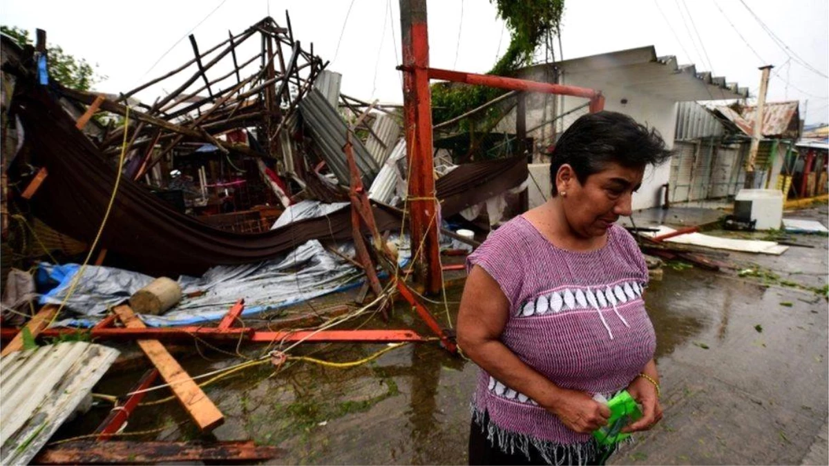 Grace kasırgası nedeniyle Meksika\'da en az 8 kişi hayatını kaybetti
