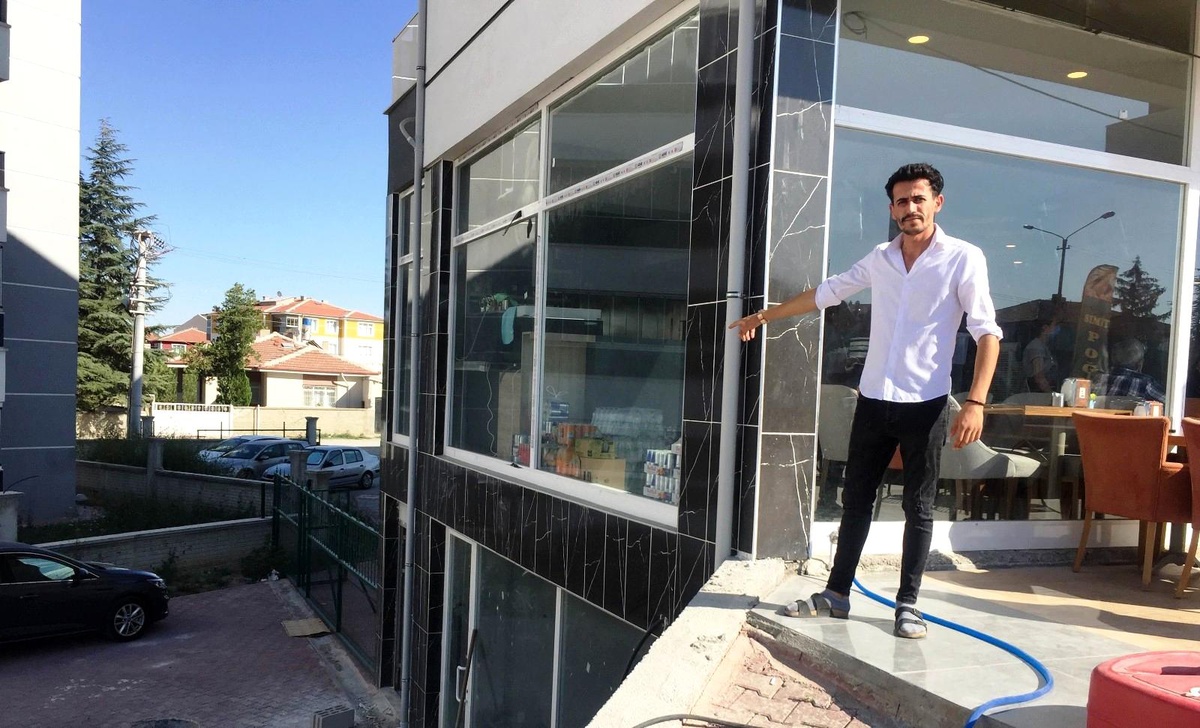 İş yerinin yanına park ettiği motosikleti çalındı