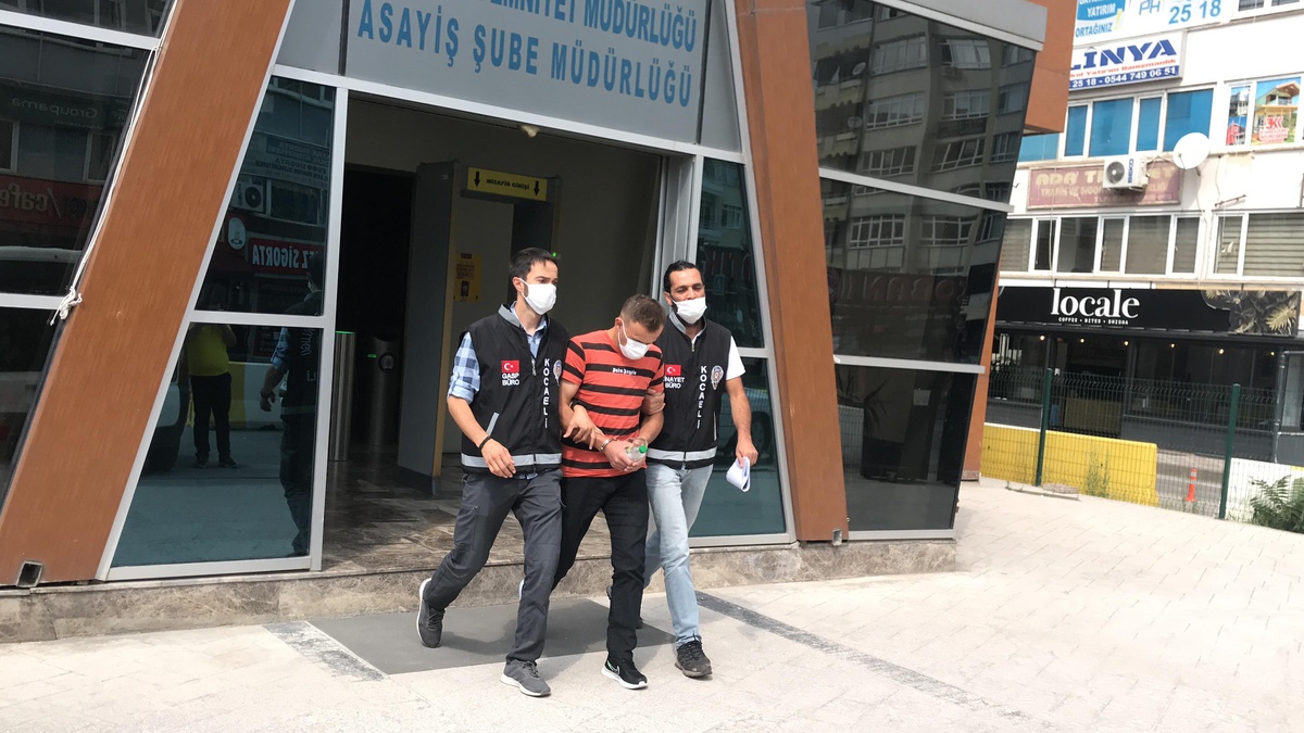 Kocaeli\'de kuyumcudaki gaspla ilgili İstanbul\'da yakalanan şüpheli tutuklandı