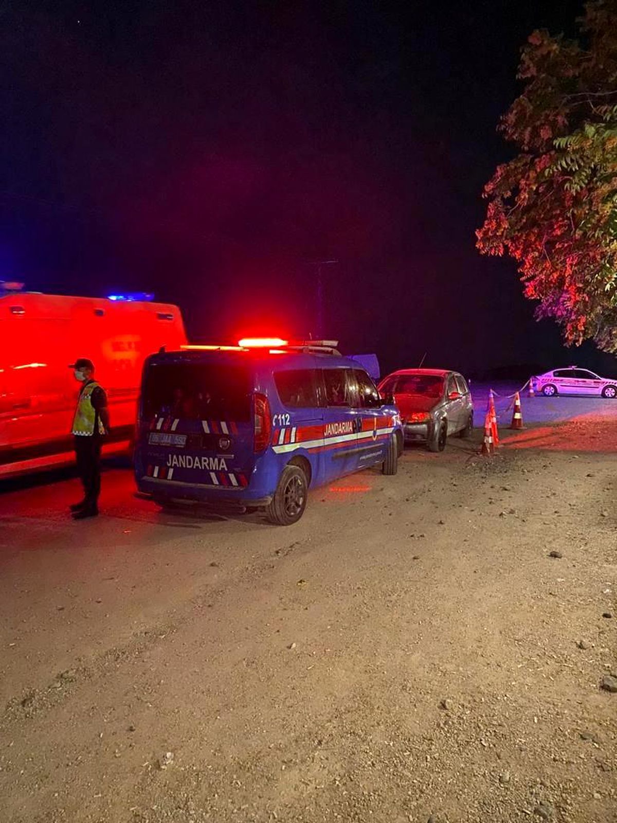Son dakika haber! Önce kavgaya karıştılar sonra trafik kazası geçirdiler