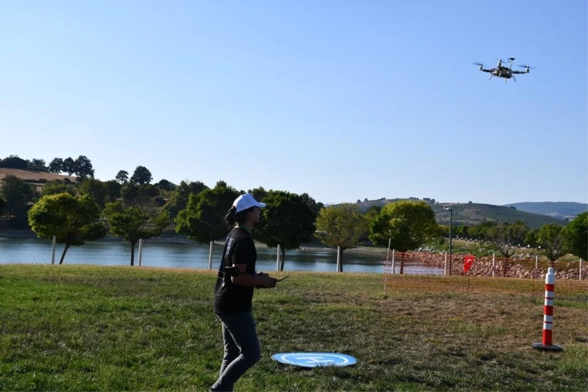 Roket ve drone yarışması göz kamaştırdı