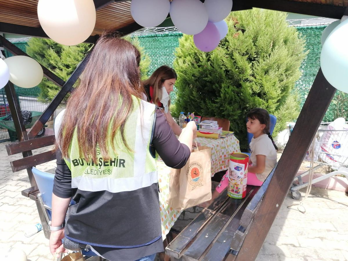 Son dakika: Samsun Büyükşehir Belediyesinden Babaçay\'daki selzedelere psikososyal destek