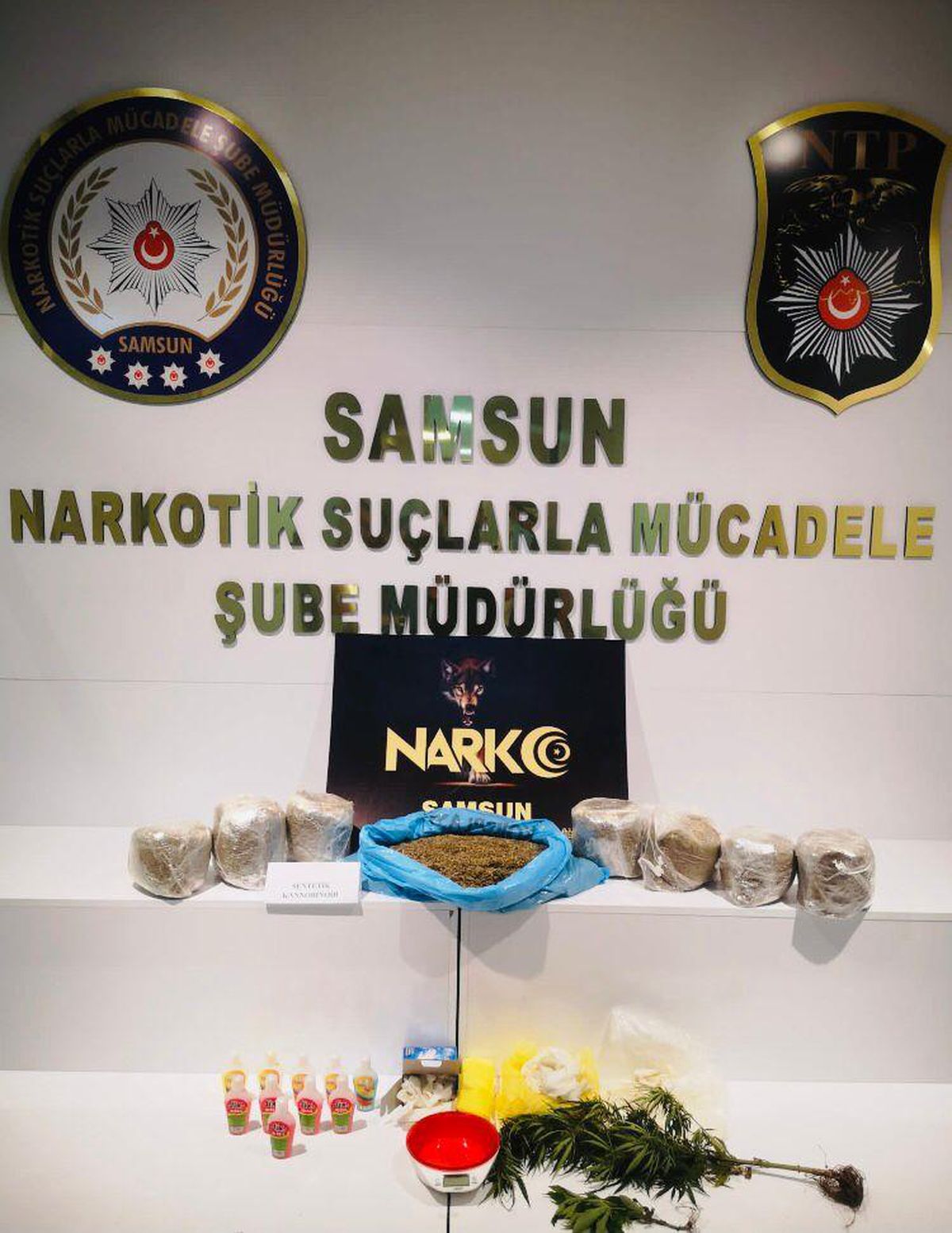 Son Dakika | Samsun\'da uyuşturucu operasyonunda 3 kişi yakalandı