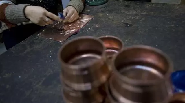 200 bin TL değerinde bakır çalan hırsızların polisi arayan vatandaşa sözleri pes dedirtti: Bir şey olmaz abla 200 bin TL değerinde bakır çalan hırsızların polisi arayan vatandaşa sözleri pes dedirtti: Bir şey olmaz abla