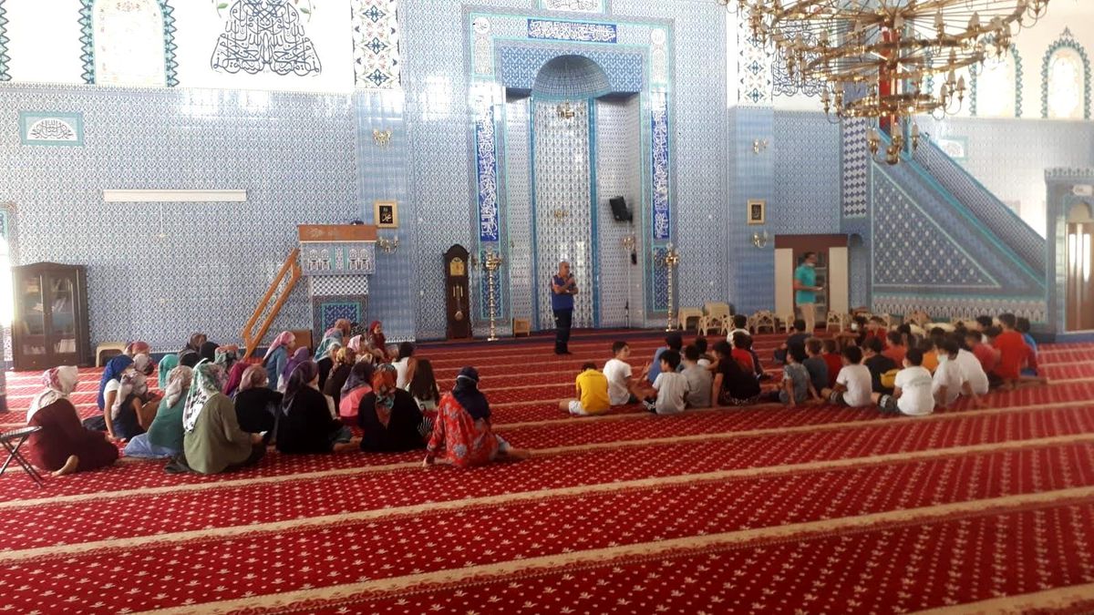 AFAD Aydın İl Müdürlüğü\'nden cami cemaatine afet eğitimi