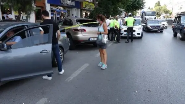 BAĞDAT CADDESİ'NDEKİ KAZA GÜVENLİK KAMERASINDA