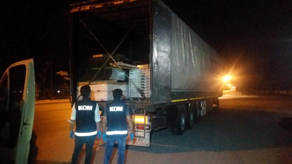Konya\'da 13 milyon adet gümrük kaçağı makaron ele geçirildi