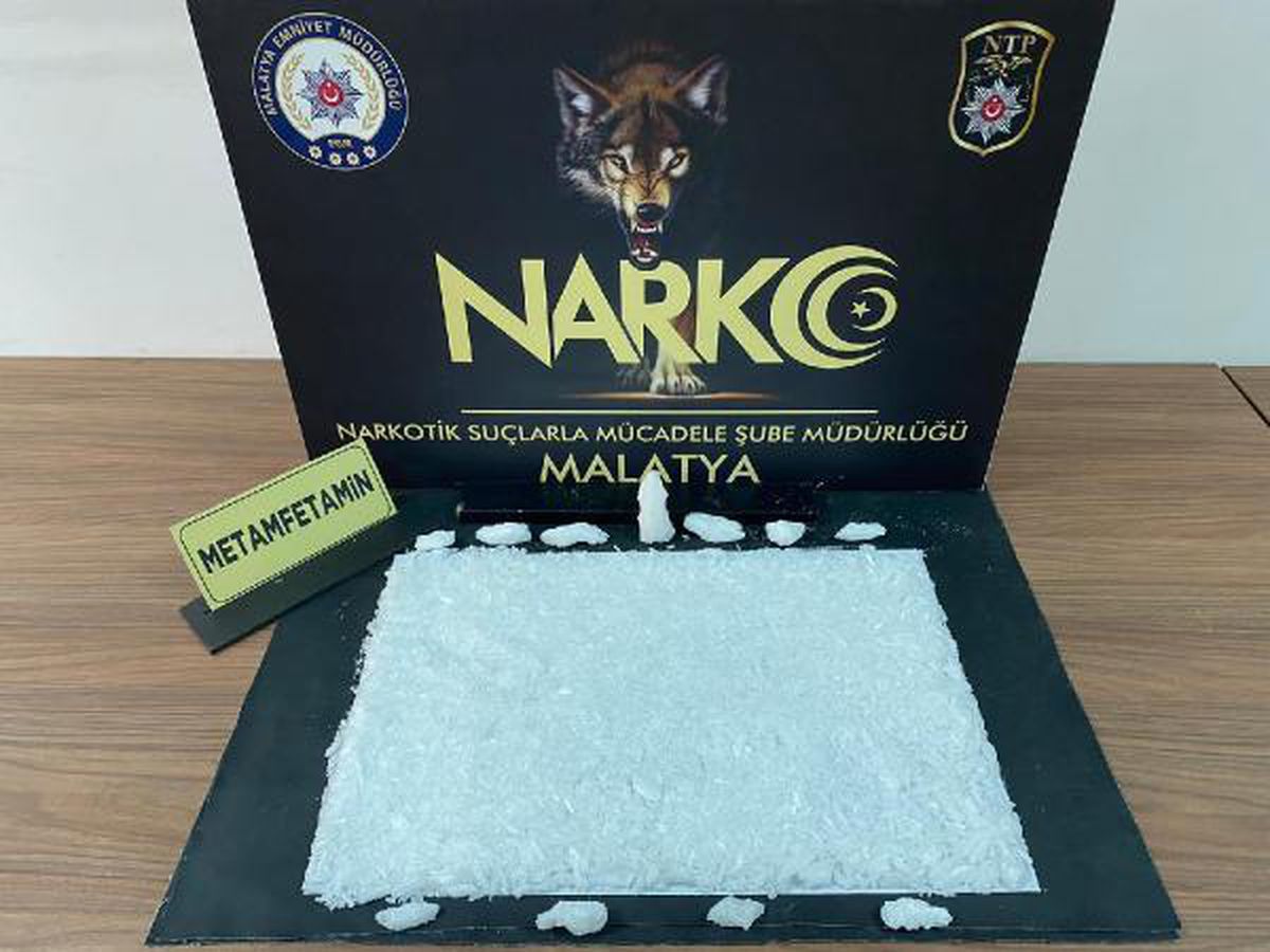 Malatya\'da valizinde uyuşturucu ele geçirilen şüpheli tutuklandı