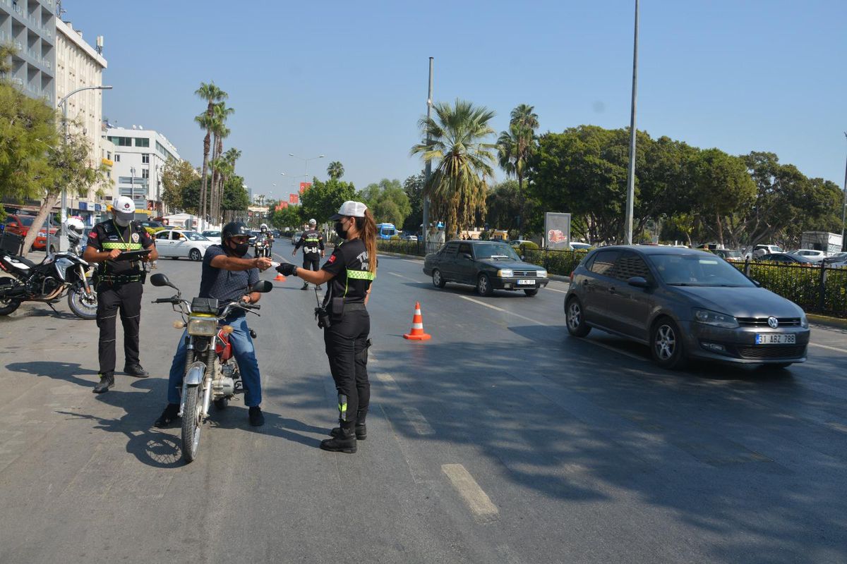 Mersin\'de motosiklet sürücülerine yönelik denetim gerçekleştirildi