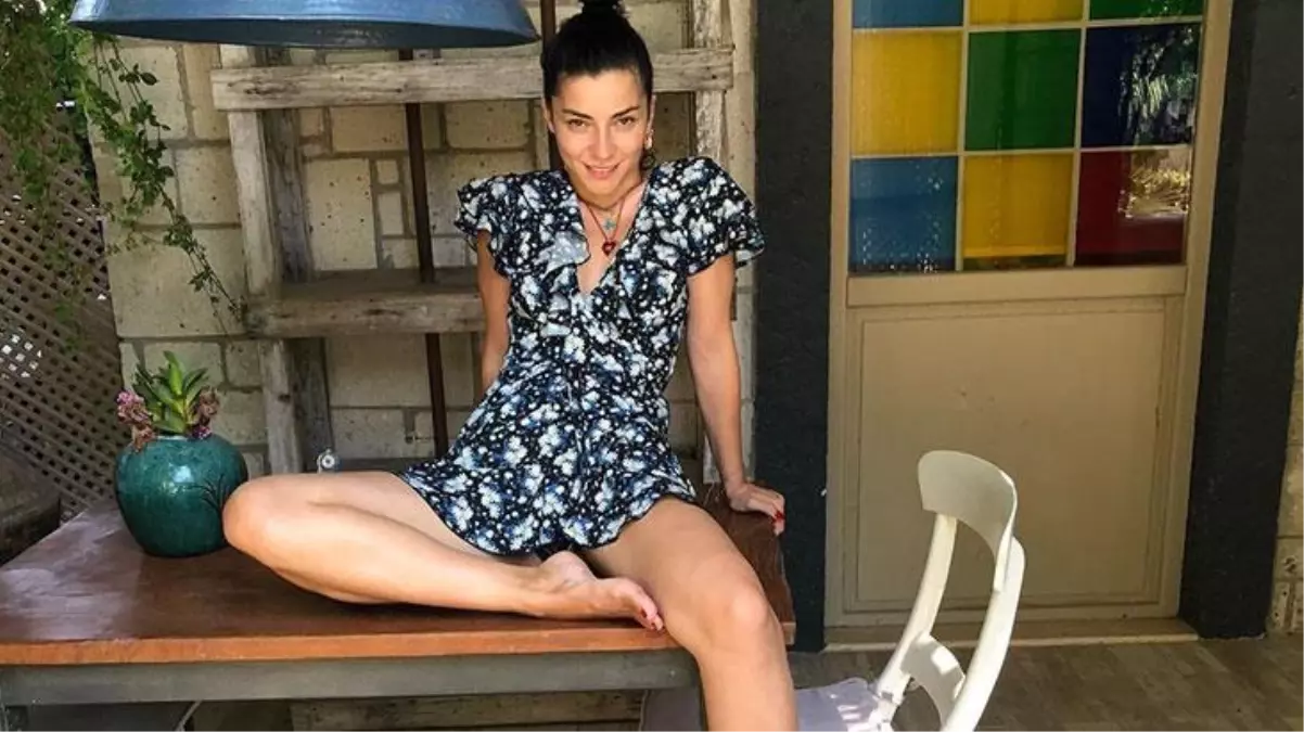 Merve Boluğur, siyah bikinili pozuyla takipçilerini büyüledi