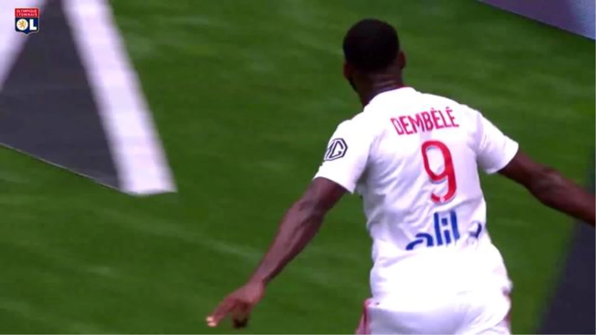 Moussa Dembele\'nin 2021-22 Sezonunda Attığı İlk Goller