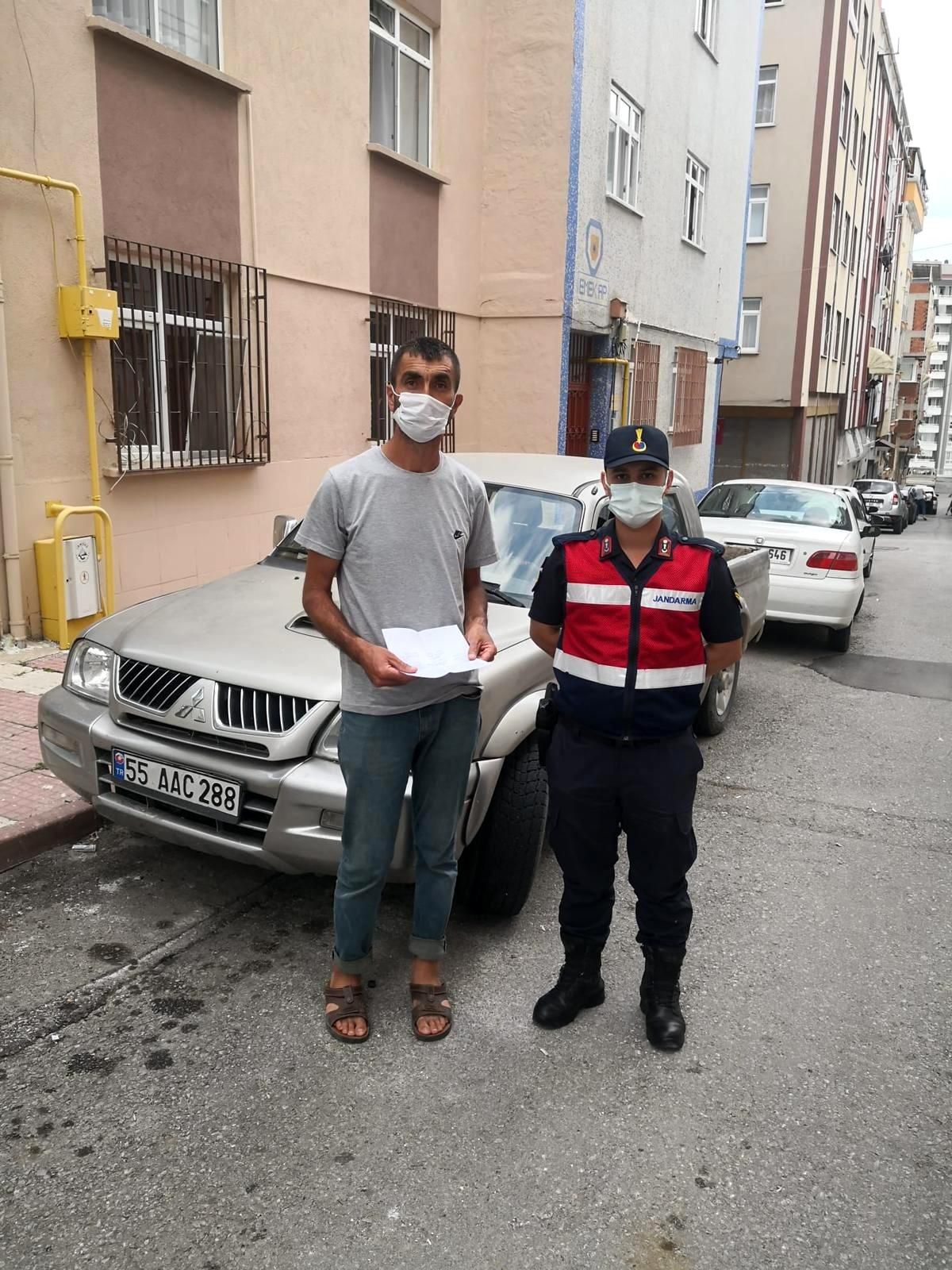 Alaçam\'da çalınan pikap Samsun\'da bulundu