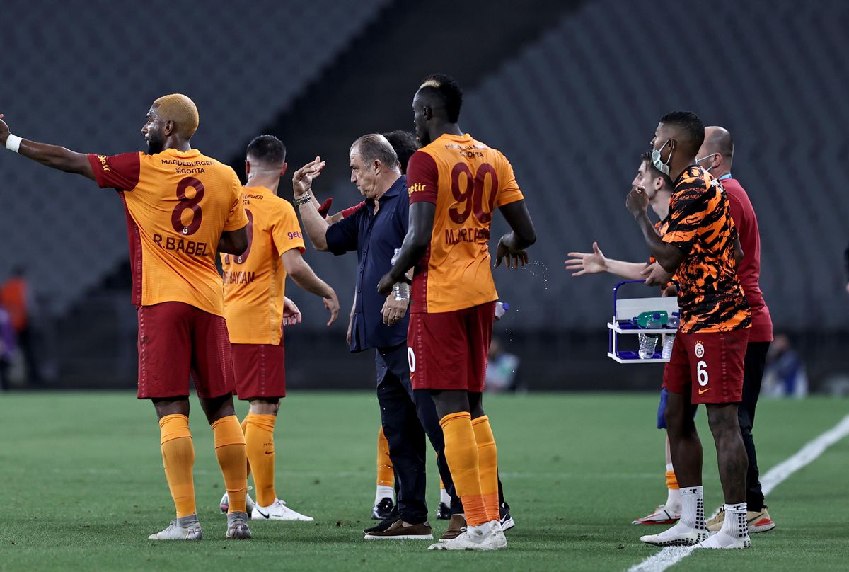 Galatasaray, Süper Lig\'de 2\'de 2 yaptı