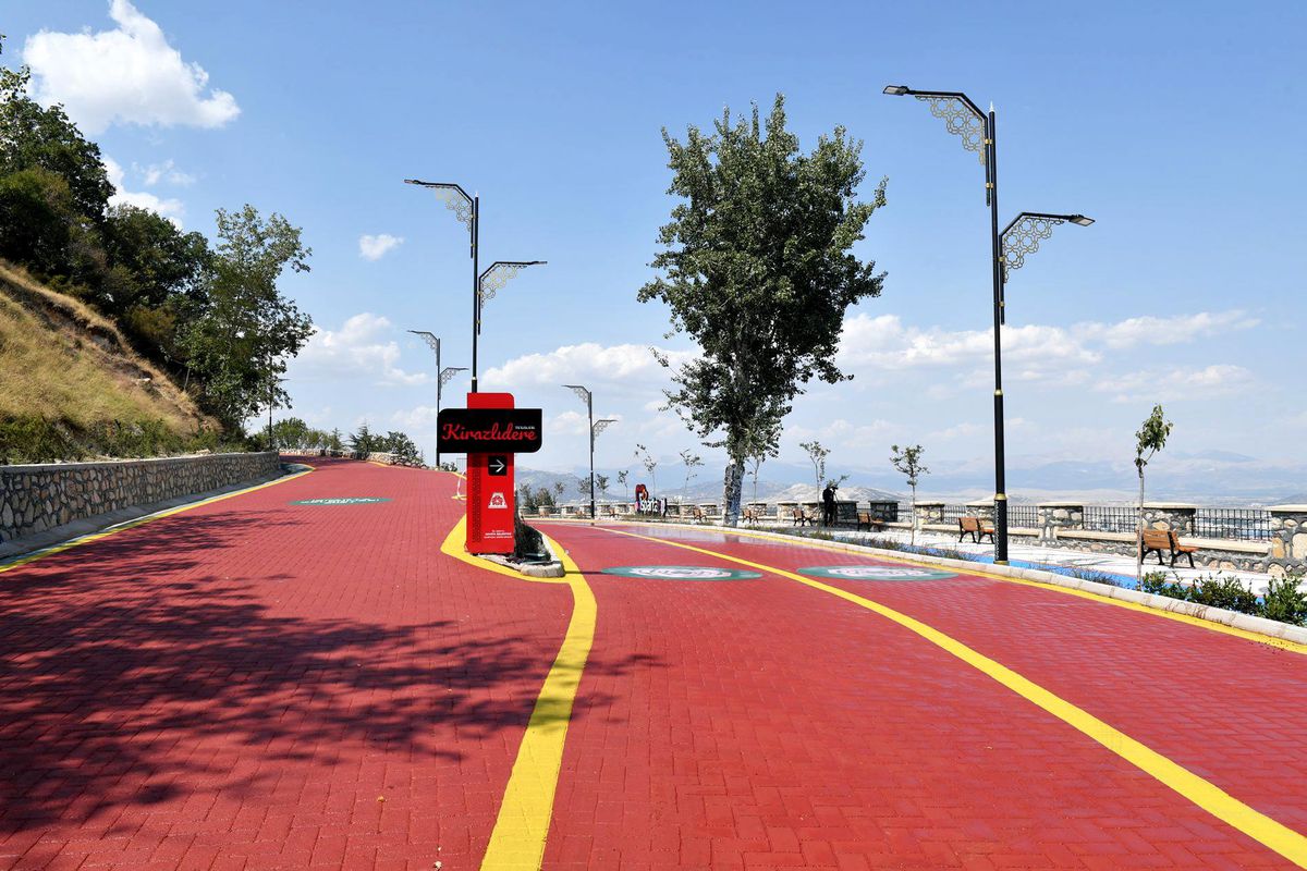 Isparta\'da Kirazlıdere şehir terası Zafer Bayramı\'nda hizmete açılıyor