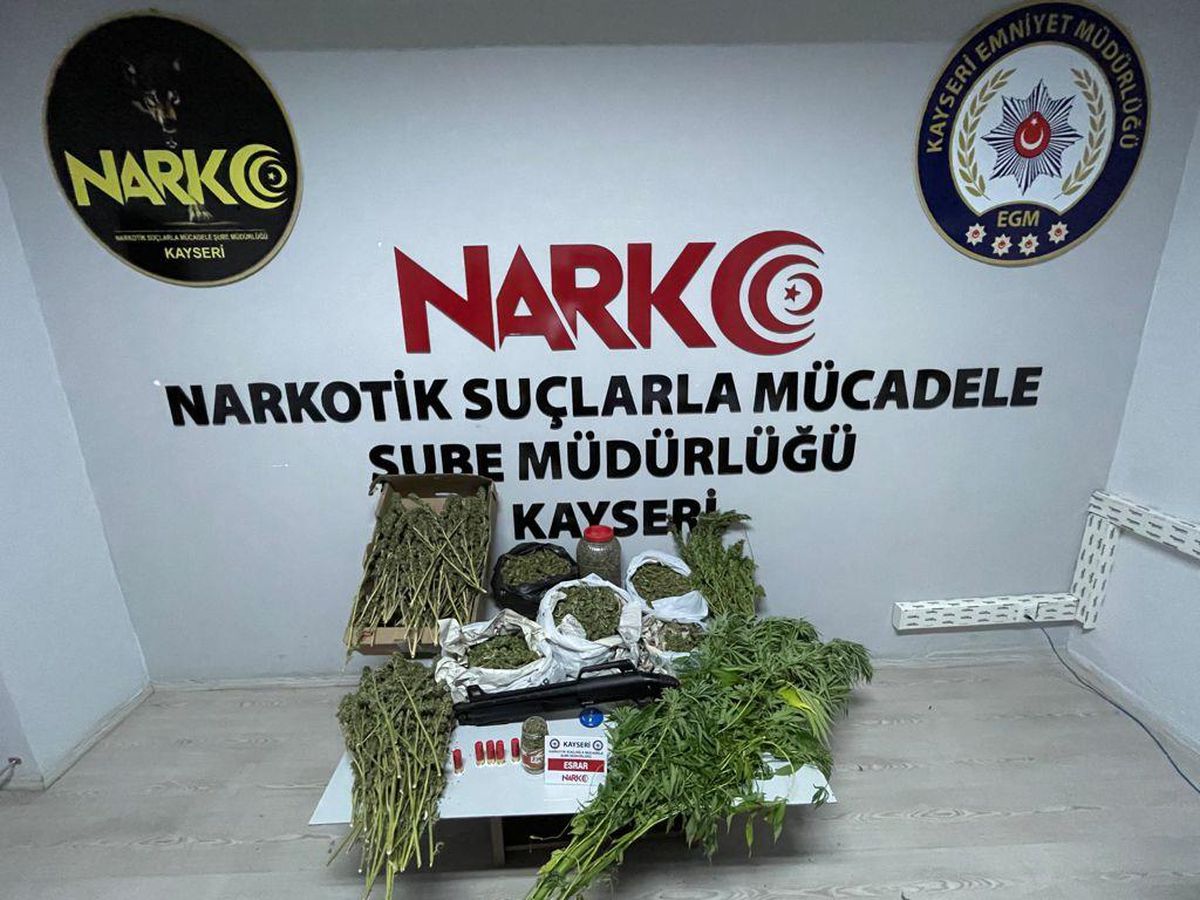 Kayseri\'de 8 kilogram kubar esrar ele geçirildi