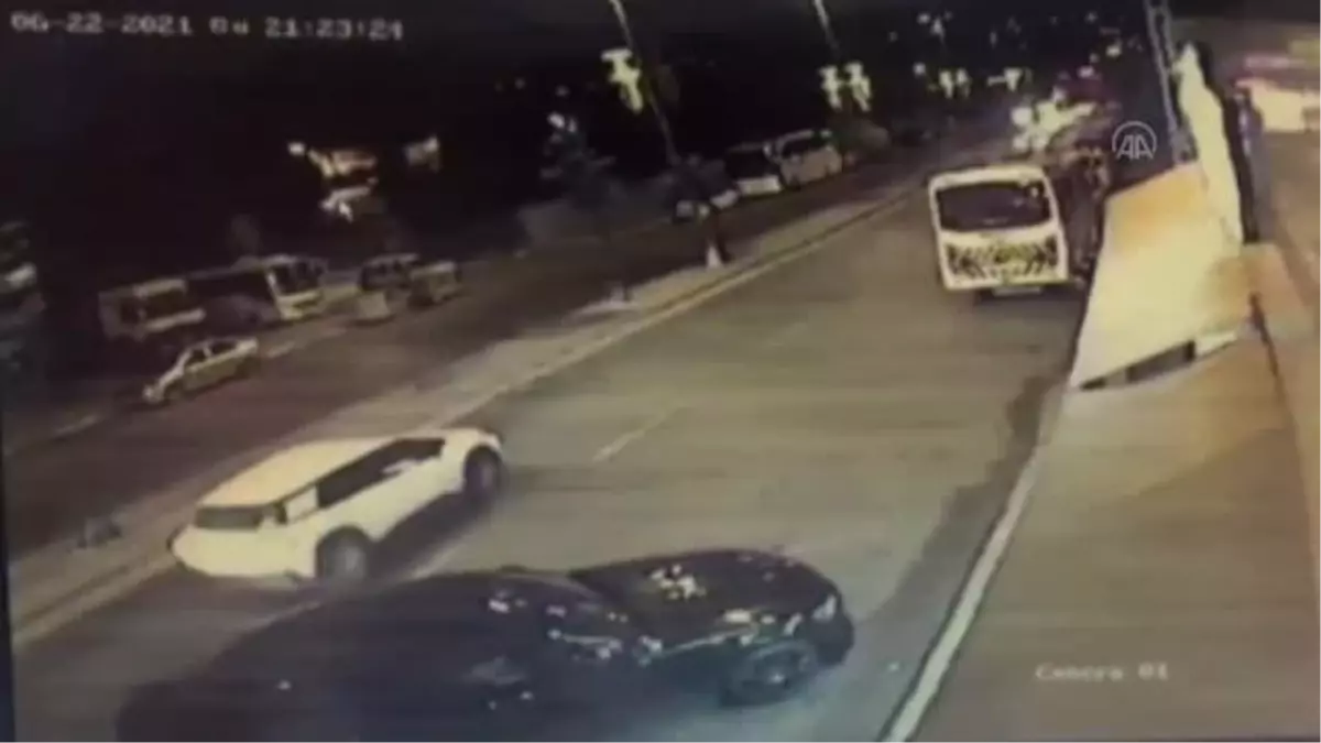 Küçükçekmece\'de Azerbaycanlı bir kişinin silahlı saldırı sonucu ölümüyle ilgili 3 şüpheli yakalandı